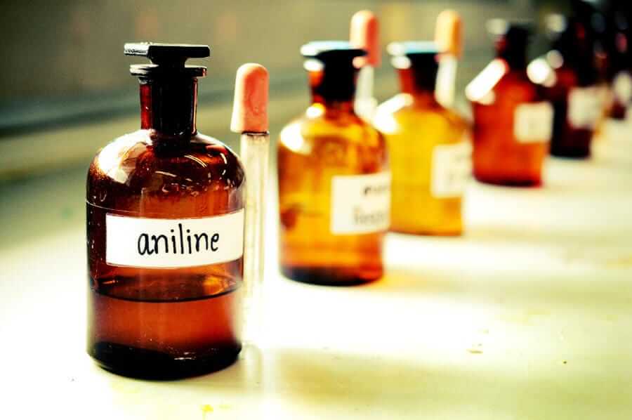The Role of Aniline in The Dye Industry